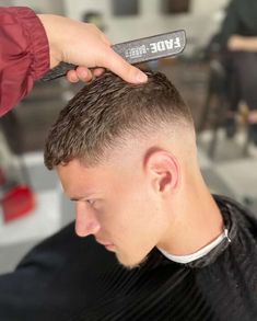 21 Top Men's Short Summer Haircuts for 2024: Stylish & Cool Fringe Fade Haircut Men, Men’s Hair Styles Short Cuts Men, Hair Fades For Men, Men’s Hairstyles Short Messy, Short Hair Fade Men, Short Man Hair, Men’s Short Hair Cuts, Short Hairstyles For Men Straight Hair