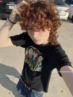 Short Brown Curly Hair Men, Curly Mullet Round Face, Cute Wavy Hairstyles Short, Trans Ftm Haircuts Curly, Curly Shullet Short, Red Hairstyles With Bangs, Guys With Short Curly Hair, Long Curly Hair Styles For Men