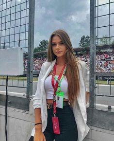 Race Outfit, Paddock Girls, Beautiful Hairstyle, German Girl, Racing Girl, Dating Girls, Outfit Formulas, Event Outfit, Sporty Girls