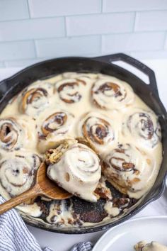 Sourdough discard cinnamon rolls are a great way to incorporate discard in a quick, decadent treat. It's everything we love about traditional cinnamon rolls -- a buttery, cinnamon sugar filling spiraled within sweet, soft dough -- with the added flavor and benefit of sourdough. Sourdough Malasada, Breakfast Discard Recipes, Easy Sourdough Discard Dinner Rolls, Make Ahead Sourdough Cinnamon Rolls, Sourdough Discard Thanksgiving, Easy Discard Cinnamon Rolls, Sourdough Discard Breakfast Ideas, Sour Dough Discard Cinnamon Buns, Sugar Free Sourdough Discard Recipes