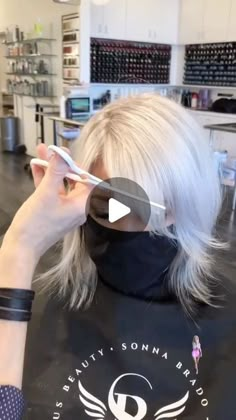 44K likes, 269 comments - hairs.diy on September 12, 2022: "Beautiful 😍🥰 Here you get amazing hair style ideas and learn simple beautiful hair styles 💓 . @sonnabrado . #hairstyleideas #vid...". Style Medium Length Hair Tutorial, Goldy Hawn Hair, Short Wavy Fine Hair, Medium Length Hair With Layers And Side Bangs Long Bobs, Sideswept Hairstyle Medium Length, Heavy Hair Hairstyles, Shag Hairstyles Fine Hair, Choppy Bangstyle Hair Medium, Thinning Out Thick Hair