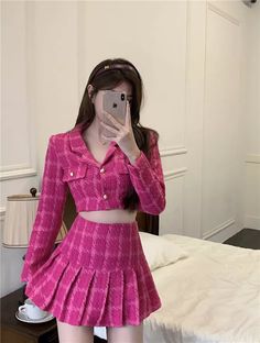 FREE SHIPPING Women Vintage Tweed Short Jacket And Mini Skirts Sets OUT0894 Tweed Two Piece, Rok Mini, Elegante Casual, Outfit Jeans, Korean Girl Fashion, Kpop Fashion Outfits, Set Women, Kpop Outfits, Stage Outfits