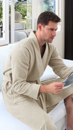 #SEYANTE #TurkishCotton #luxuryliving #hoodedrobes #womenbathrobes #robesforwomen #menbathrobes #robesformen #bathessentials #SustainableFashion #timelessluxury Blue Cotton Robe For Home, Mens Bathrobes Luxury, Blue Cotton Robe For Relaxation, Men's Robes L.l.bean