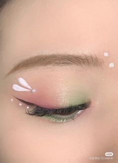 Eye Makeup Concert, Soft Fairy Makeup, Aesthetic Eye Makeup, Fairy Eye Makeup, Aesthetic Eye, Makeup Charts, Vampire Bride, Eyes Aesthetic