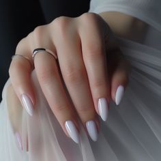 White Natural Nails, Engagement Nails, Really Cute Nails, White Nail Polish, Acrylic Nails Coffin Pink, Soak Off Gel, Fire Nails, Chic Nails, Chrome Nails