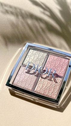 Dior Makeup Palette, Makeup Masterclass, Makeup Dior, Pro Makeup Artist, Dior Makeup, Makeup Swatches, Luxury Makeup, Flawless Makeup, Makeup Tutorials