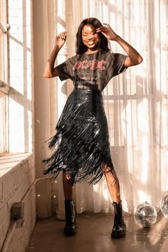 Disco Witch, Glam Rock Outfits, Fringe Skirt Outfit, Fringe Outfit, Black Fringe Skirt, Fringe Midi Skirt, Sequin Fringe Skirt, Skirt Lulus, Sequin Skirt Outfit