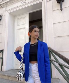 Blazer Azul Outfit, Outfits Con Blazer Azul, Look Blazer Azul, Outfits Azul, Blue Blazer Outfits For Women, Blue Blazer Outfit, Outfit Elegantes, College Outfits Summer, Blazer Outfits For Women