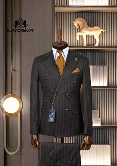 Suit Combinations, Boss Outfit, King Fashion, Dress Suits For Men, Mens Luxury Fashion, Men's Suit