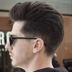 40 Statement Hairstyles for Men with Thick Hair 40 Hairstyles, Pompadour Men, Modern Pompadour, Pompadour Style, Gents Hair Style, Pompadour Hairstyle, Mens Hairstyles Medium, Tapered Haircut