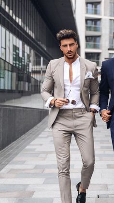 Men In Suits, Stylish Mens Suits, Formal Men Outfit, Wedding Outfit Men, Designer Suits For Men, Mens Casual Dress Outfits, Fashion Suits For Men