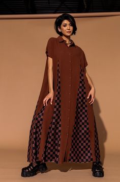 California Cool Oversized Maxi Dress in Brown Oversized Button Up Collared Dress, Eclectic Clothing Style, Oversized Maxi Dress, Satin Playsuit, Dressed In Lala, Dress Layering, Black Women Dress, Maxi Dress Winter, Funky Dresses