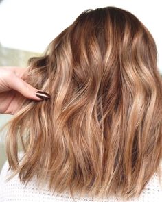 Carmel Hair Color, Honey Hair Color, Balayage Blond, Blond Balayage, Edgy Pixie, Balayage Blonde, Caramel Hair, Honey Hair, Blonde Hair Shades