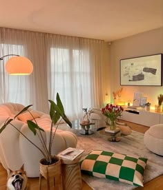 cozy home, cozy apartment, cozy bedroom, cozy house, warm home aesthetics, apartment aesthetic, home decor inspo, home decor inspiration, home decor ideas, dreamy room, room redesign, bedroom ideas, bedroom decor, bedroom inspiration, bedroom inspo, cozy room decor, dorm room ideas, dorm room aesthetic, dorm room inspiration, dorm inspo, dorm room inspiration, gallery wall, gallery wall ideas, gallery wall template, gallery wall bedroom, , gallery wall layout, gallery wall living room Manhattan Living Room, Colorful Minimalist Home, Girly House, Aesthetic Studio Apartment, Flat Decor, Casa Vintage, Home Decor Apartment