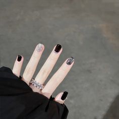 Wearing Pure Desire Tip Beauty Hot Nail Stickers Ongles Bling Bling, Nail Armor, Short Fake Nails, Nagel Tips, Hot Nails, Stick On Nails, Bling Nails, Nail Accessories, Nail Kit