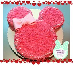 there is a cake shaped like minnie mouse