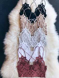 House Party Outfit Ideas, Lace Bralette Outfit, House Party Outfit, Party Outfit Ideas, Bralette Outfit, Boho Outfit, Mode Boho, Cute Lingerie, Lingerie Outfits