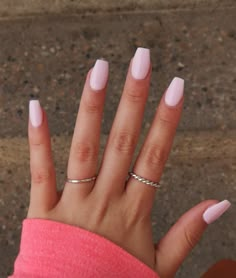 Light pink UV gel nails. In love with this color. Light Pink Acrylic Nails, Pink Gel Nails, Pink Gel, Simple Acrylic Nails, Summer Acrylic Nails, Short Acrylic Nails Designs, Pink Nail, Uv Gel Nails