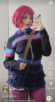 Romona Flowers Cosplay, Scott Pilgrim Vs The World Cosplay, Scott Pilgrim And Ramona Flowers Costume, Ramona Flowers Inspired Outfit, Ramona Flowers Style, Ramona Flowers Outfit Inspired, Ramona Flowers Outfit Style, Ramona Flowers Pink Hair, Scott Pilgrim Cosplay