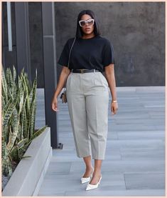 [AffiliateLink] 49 Must Have Summer Work Outfits Office Casual Plus Size Recommendations You Have To See 2022 #summerworkoutfitsofficecasualplussize Look Plus Size, Professional Outfits Women, Stylish Work Attire, Office Outfits Women, Corporate Outfits, Business Casual Outfits For Work, Summer Work Outfits, Elegante Casual