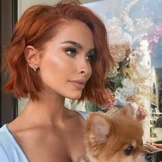 5 стрижек боб, которые выглядят идеально, как ни уложи | Femmie Cinnamon Hair, Short Red Hair, Red Hair Inspo, Copper Hair Color, Hair Color Auburn, Hair Inspiration Color, Orange Hair