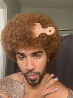 Hair Like Wool, Golden Brown Hair Color, Men Hair Color, Afro Style, Pelo Afro, Black Men Hairstyles, Instagram Blog, Hair Inspo Color