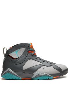 Jordan Air Jordan 7 Retro sneakers - Grey Bo Jackson Shoes, Retro Barcelona, Custom Sneakers Diy, Custom Jordans, Jordan Grey, Jordan Shoes Retro, Kicks Shoes, Expensive Shoes, Buy Jordans