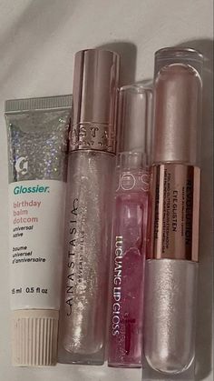 Glossier Balm Dotcom, Maybelline Superstay, Makeup Aesthetic, Fancy Makeup, Liquid Eyeshadow, Makeup Items, Body Skin Care Routine, روتين العناية بالبشرة, Makeup Essentials