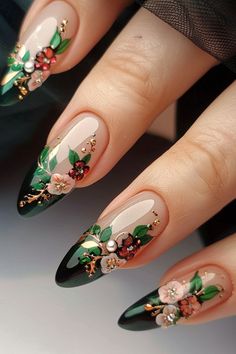 Bridgerton Aesthetic Nails, Peridot Nails, Nail Art Designs Green, Victorian Nails, Bridgerton Nails, Unique Nail Designs, Prom Nail Designs, Unique Nail Art, New Years Nail Designs