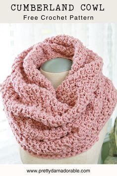 a crocheted cowl is shown with the text, free crochet pattern