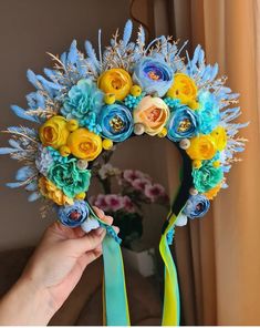 Holiday Headpiece, Flower Head Wreaths, Festival Headpiece, Headpiece Diy, Fleurs Diy, Head Wreath, Crazy Hats, Handmade Flowers Paper, Diy Headband