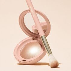 What it is: An innovative powder highlighter that gives skin an instant glass-like sheen for an easy, natural-looking glow that lasts.Ingredient Callouts: Free of parabens, formaldehydes, formaldehyde-releasing agents, phthalates, mineral oil, retinyl palmitate, oxybenzone, coal tar, hydroquinone, sulfates SLS & SLES, triclocarban, triclosan, and contains less than one percent synthetic fragrance. It is also vegan and cruelty-free.What Else You Need to Know: Made of 50% pearl microshimmers set i Positive Light Silky Touch Highlighter, Rare Beauty Positive Light, Rare Beauty By Selena Gomez, Champagne Gold Color, Highlighter Brush, Sephora Beauty, Liquid Highlighter, Shop Makeup, Powder Highlighter