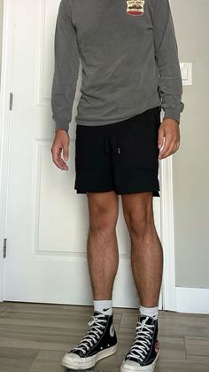 Sam Sulek, Short Hombre, Inspiring Pictures, Mens Casual Dress Outfits, Long John, Mens Casual Dress, Sneakers Outfit, Mens Casual, Inspirational Pictures