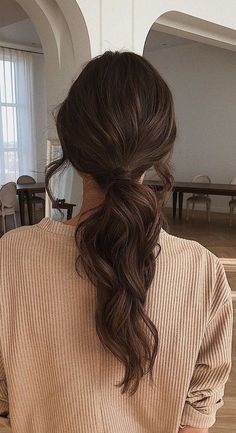 Line Bob, A Line Bob, Bridesmaid Hair Makeup, Hairstyle Trends, Wedding Hair Inspiration, Hair Ponytail, Hair Ponytail Styles