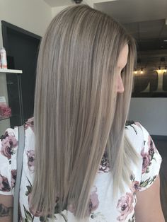 Honey Ash Hair, Smokey Blonde Hair Ash Brown, Level 8 Ash Blonde Hair, Smoky Ash Blonde Hair, Ash Blonde Balayage Short Hair, Level 7 Ash Blonde, Beige Ash Blonde Hair, Smoky Beige Hair, Light Ash Hair