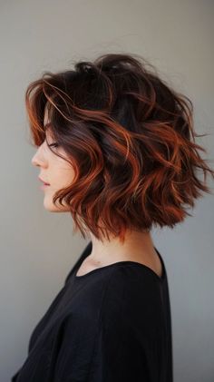 Copper Balayage Brunette Short Hair, Wavy Bob With Highlights, Pumpkin Hazel Hair Color, Copper Balayage Bob, Brown And Copper Hair, Colored Balayage, Stella Cini, Balayage Hair Ideas