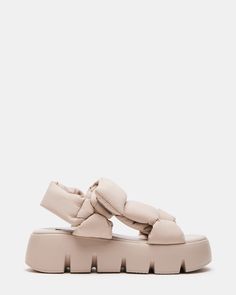 XANDRA TAUPE Puffy Sandals, Urban Shoes, Steve Madden Store, Sandals Platform, Women Platform Shoes, Flatform Sandals, Photoshoot Inspo, Leather Socks, Girly Shoes