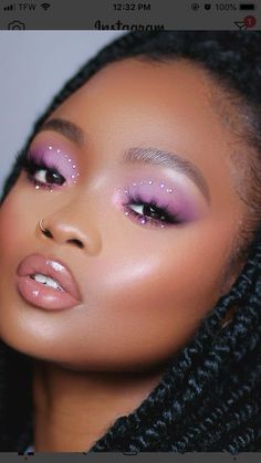 Purple Dress With Silver Accessories, Pink And Lilac Eyeshadow, Purple Jewel Eye Makeup, Prom Makeup Looks For Lavender Dress, Prom Purple Makeup Looks, Lavender Sweet 16 Nails, Lavender Purple Makeup Looks, Lavender Haze Makeup Look, Lavender Eye Makeup Prom