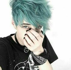 Haircut Boys, Androgynous Hair, Male Doctor, Teal Hair, Emo Hair, Scene Hair, Dye My Hair, New Haircuts, Braided Ponytail