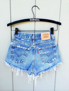 Vintage Levis high waisted denim shorts uniquely styled for you by Bailey Ray and Co. Every single pair is made by hand making your pair one on of a kind. All of our Levi shorts sport that signature V pocket stitching dating back to 1873. In case youre counting, thats nearly 150 years of timeless Plain Jeans, Denim Shorts Outfit, Diy Vetement, Skateboarder