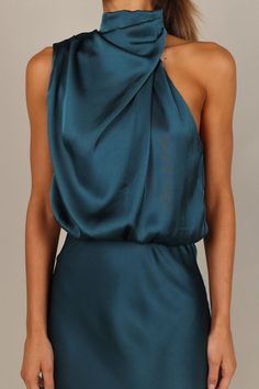 Wedding Guest Dress Halter Neck, High Neck Cocktail Dress, High Neck Low Back Dress, Hairstyles For Dress Types Neckline, High Neck Satin Dress, Jewel Tone Dress, Mode Ab 50, Halter Neck Midi Dress, Petal And Pup