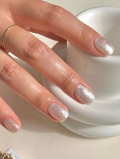 silver glitter short nails Simple Sliver Nails, Silver Sparkle Nails Short, Silver Nails Gel Short, Silver Nails For Christmas, White Silver Sparkle Nails, Silver Bridesmaid Nails, Subtle Silver Nails, Silver Sparkly Nails Short, Silver Short Nail Designs