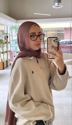 Mariam Kudsi, Hijab Turban Style, Stylish Outfits Casual, Hijab Fashion Summer, Hijabi Fits, Hijab Style Tutorial, Modesty Outfits, Muslim Outfits Casual, Muslim Fashion Hijab Outfits