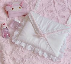 Kawaii Sewing Projects, Sewing Aesthetic, Charmmy Kitty, Packaging Ideas Business, Pray For Me, Cute Sewing Projects, Diy Bag Designs, Kawaii Crochet, Pink Girly Things