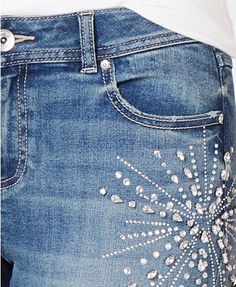 Jean Clothes, Beaded Denim, Kristina Webb, Sparkly Fashion, Lace Jeans, Denim And Diamonds, Blue Jeans Crafts