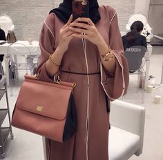 Hijab Fashion 2016, Elegant Hijab, Islam Guide, History Islam, Islam Symbol, Modern Dresses, Style Definition, Scarf Hijab, Islam Beliefs