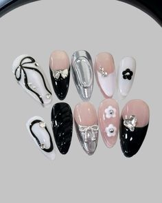 Sandy Liang Nails, Long Nails Ombre, Dark Coquette Nails, Black Bow Nails, Black Nails Summer, Nails Xiaohongshu, Nail Design Dark, Acubi Nails, Icicle Nails