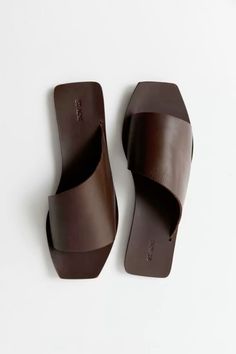 Pretty Sandals, St Agni, Byron Bay Australia, Girly Shoes, Shoe Inspo, Aesthetic Shoes, Mode Inspo, Pretty Shoes, Byron Bay