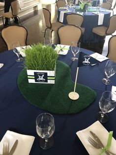 the table is set up with place settings and napkins for guests to enjoy their meal