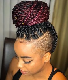 Black to Burgundy Ombre Twists Wwith Shaved Sides Braids With Fade, Poetic Justice Braids, Single Braids, Side Hairstyles, Twist Braid Hairstyles, Micro Braids, Short Braids